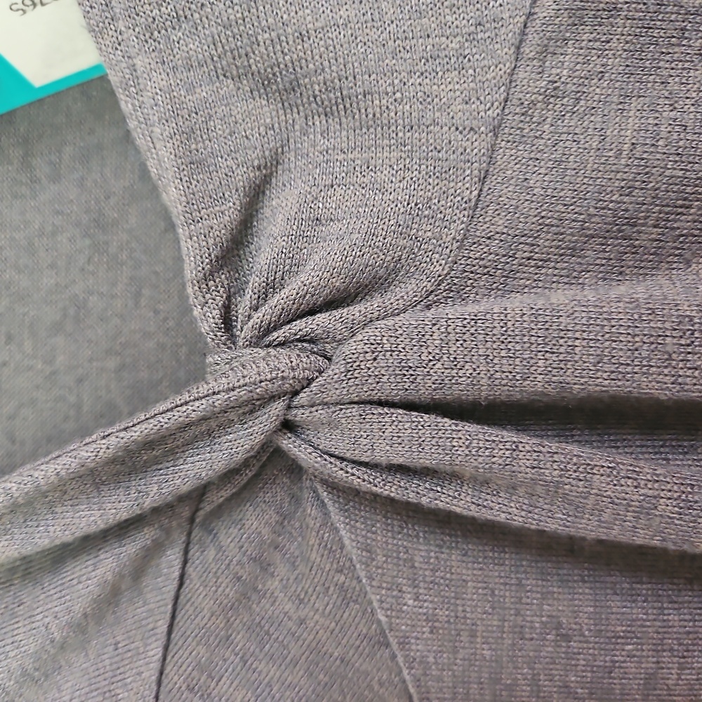 Hawthorn Twist Neck TOP - Picture 5 of 12